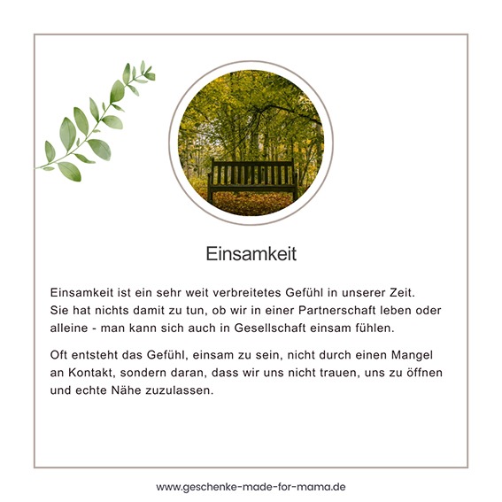Einsamkeit Ursachen Angst vor Zurückweisung Leere Bank im herbstlichen Wald als Symbol für Einsamkeit und Isolation
