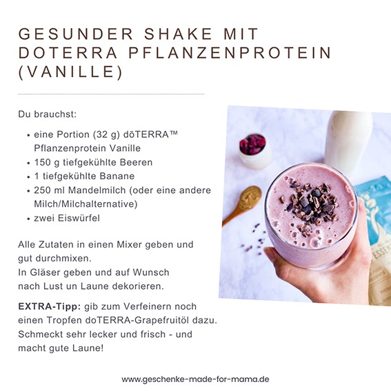 Proteinreicher Beeren-Shake mit pflanzlichem Vanille-Proteinpulver, Banane und Beeren – ideal als gesundes Frühstück oder Snack gegen Heißhunger